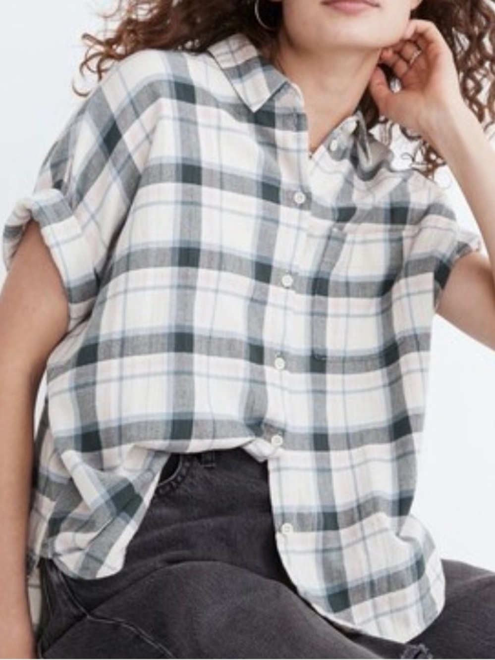 Madewell Daily Shirt in Rockfern Plaid
Antique Cream
Large